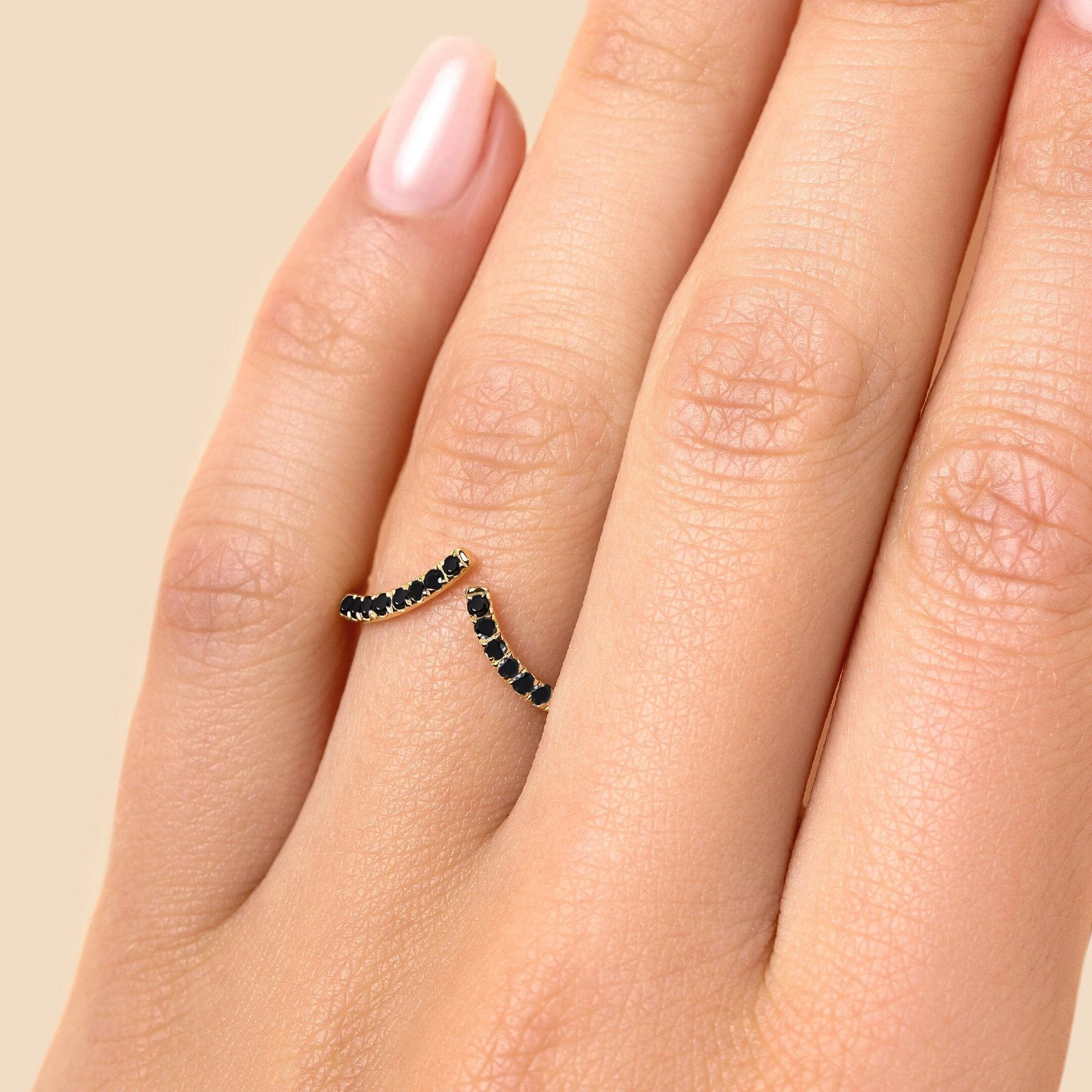 Adjustable Black Spinel Ring - Infinite - Image 15