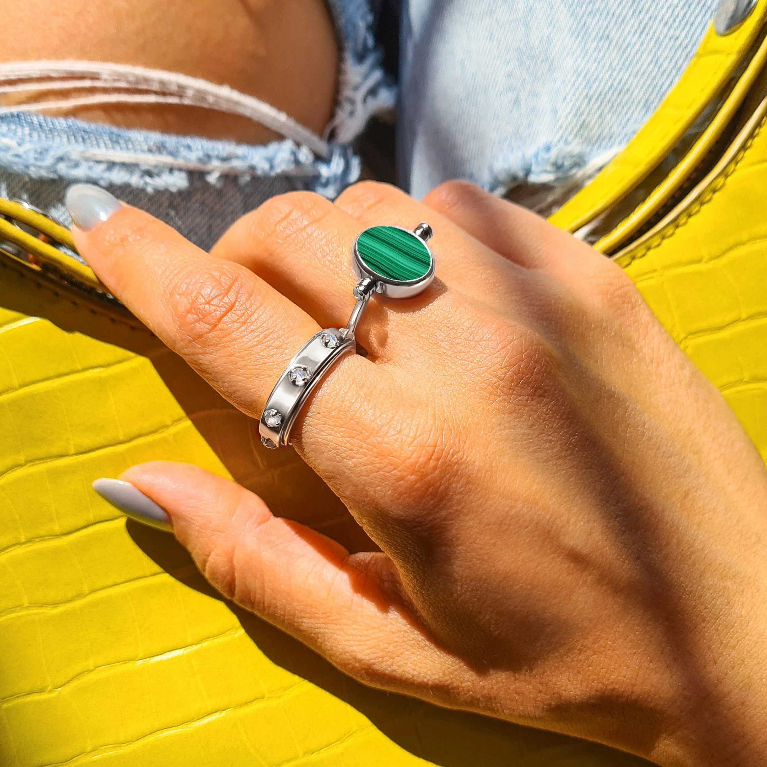 Black Onyx Malachite Fidget Ring - Spinning Enfolded - Image 4