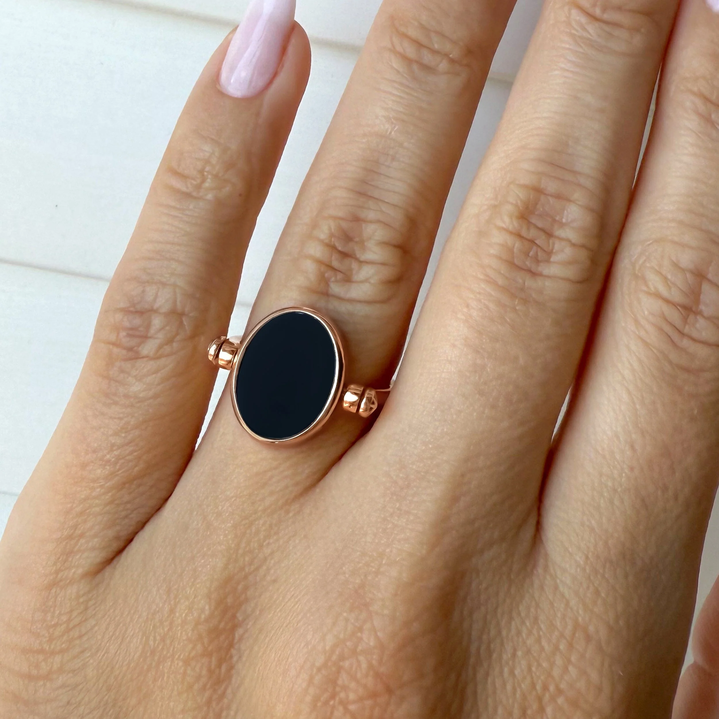 Black Onyx Malachite Fidget Ring - Spinning Enfolded - Image 6