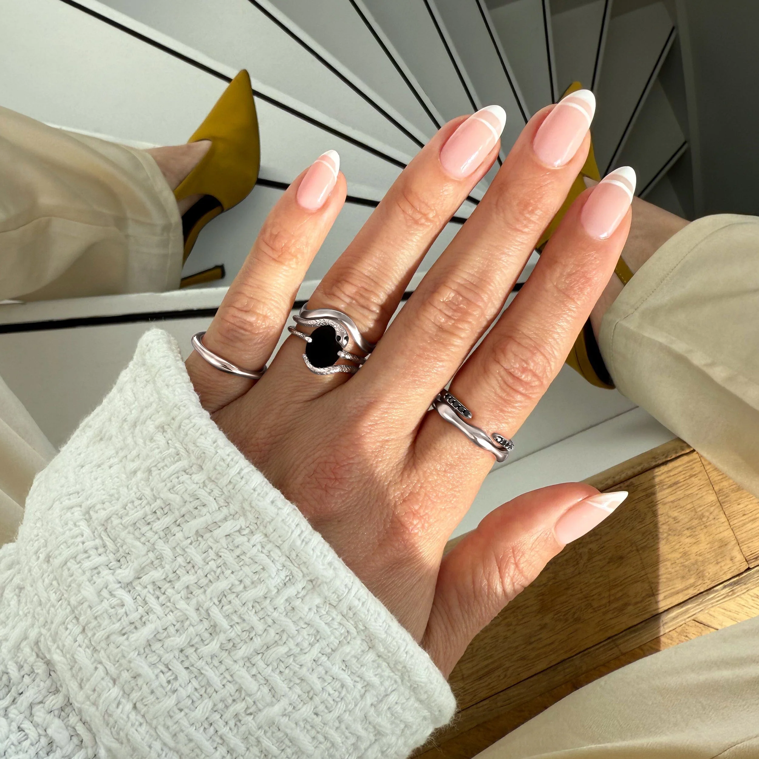 Black Onyx Ring - Serpent of Release - Image 8