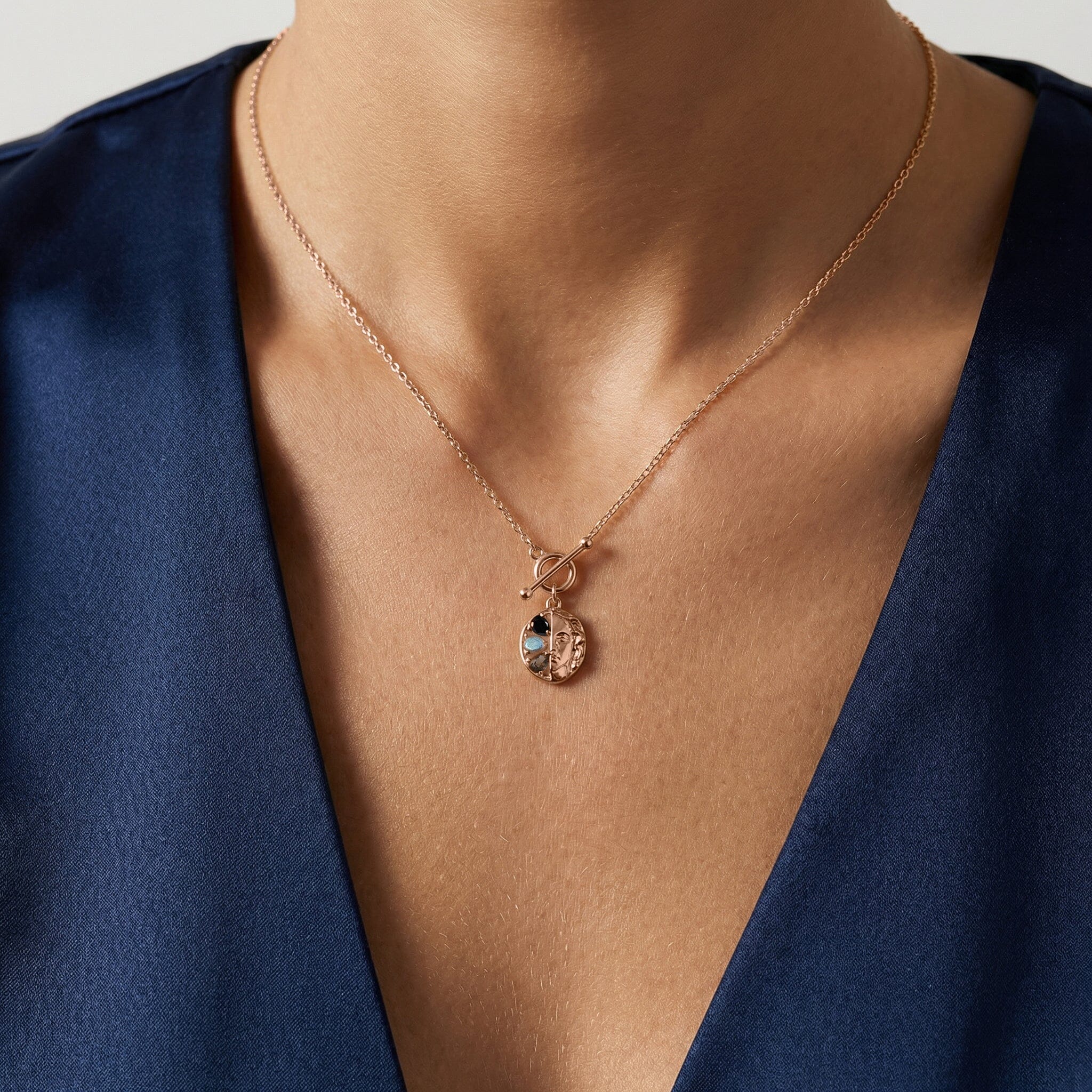 Dark Gradient Necklace - Goddess - Image 4
