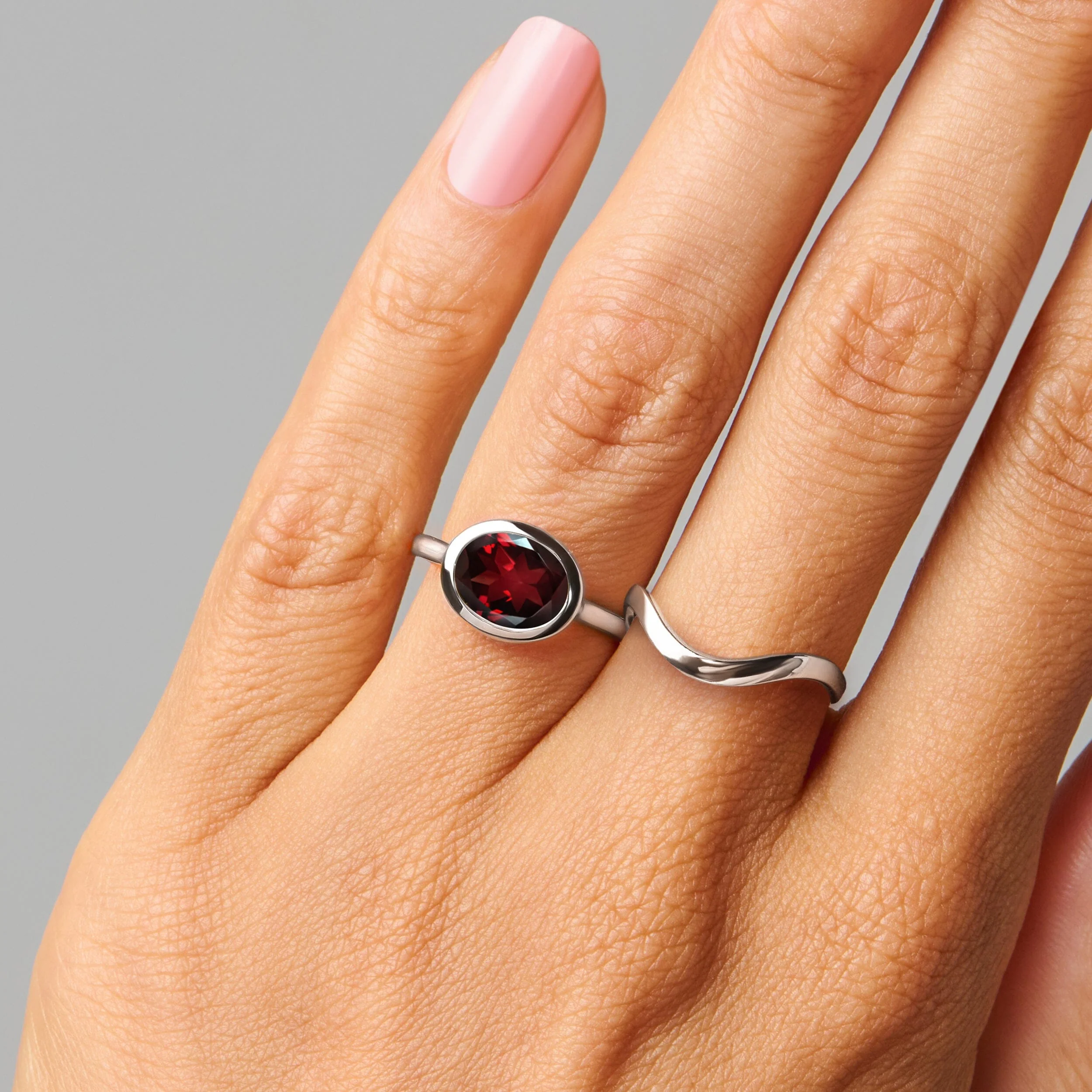 Garnet Skin Touch Ring & Waves Band - Image 4