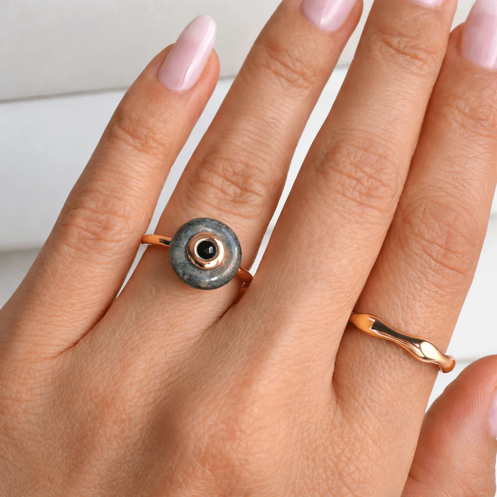 Labradorite Black Spinel Fidget Ring - Ora - Image 17