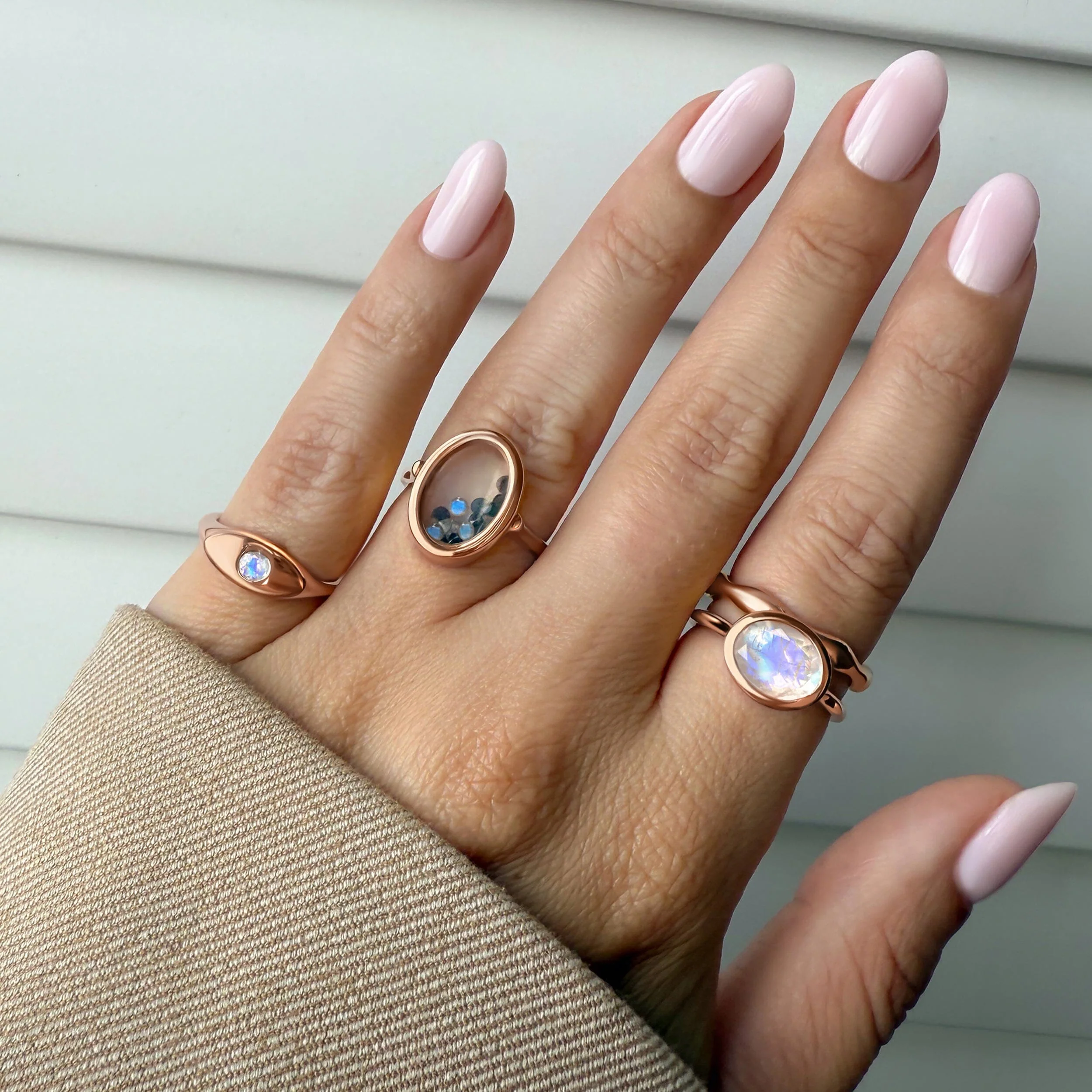Moonstone Pinky Ring - Signet Lune - Image 12