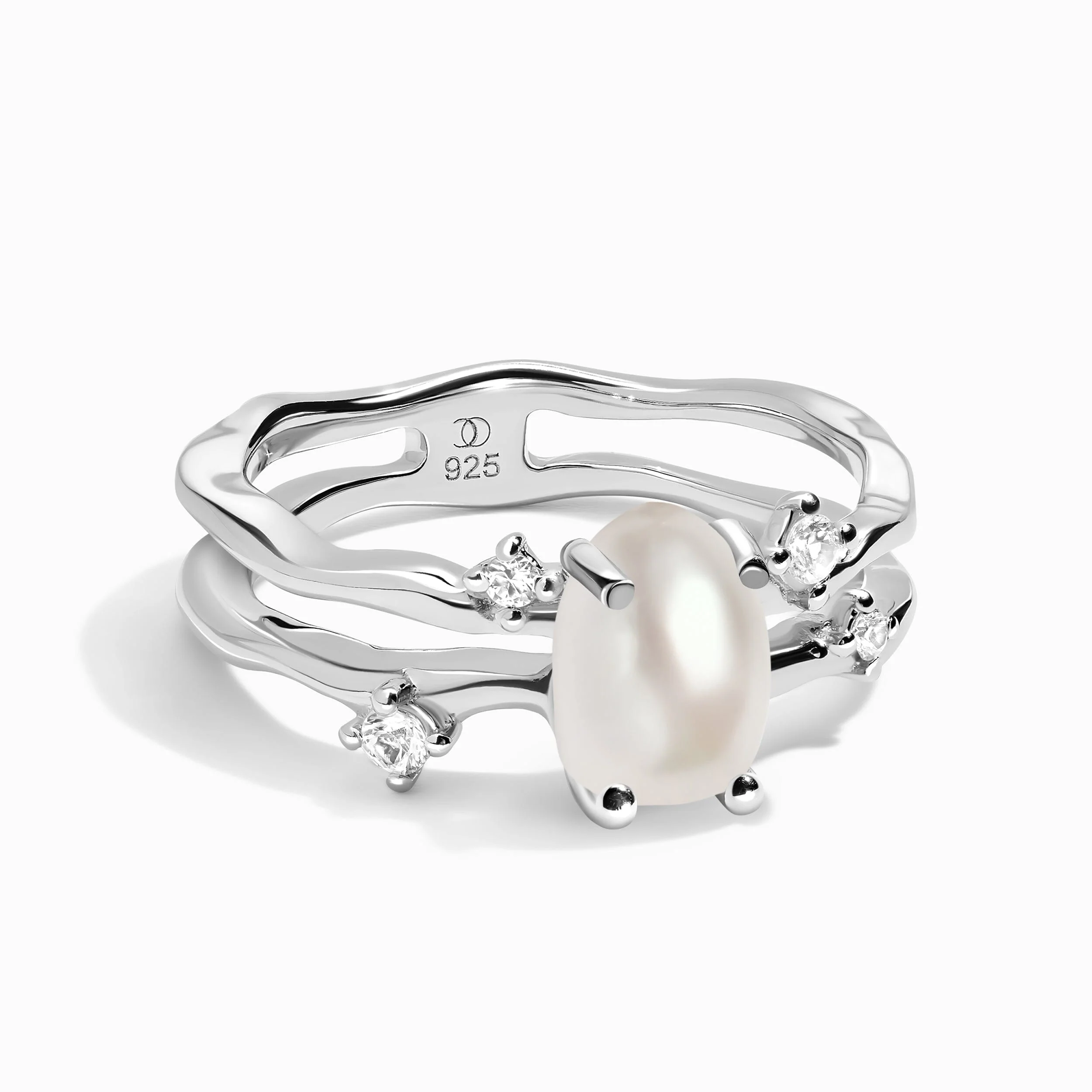 Pearl Ring - Flow