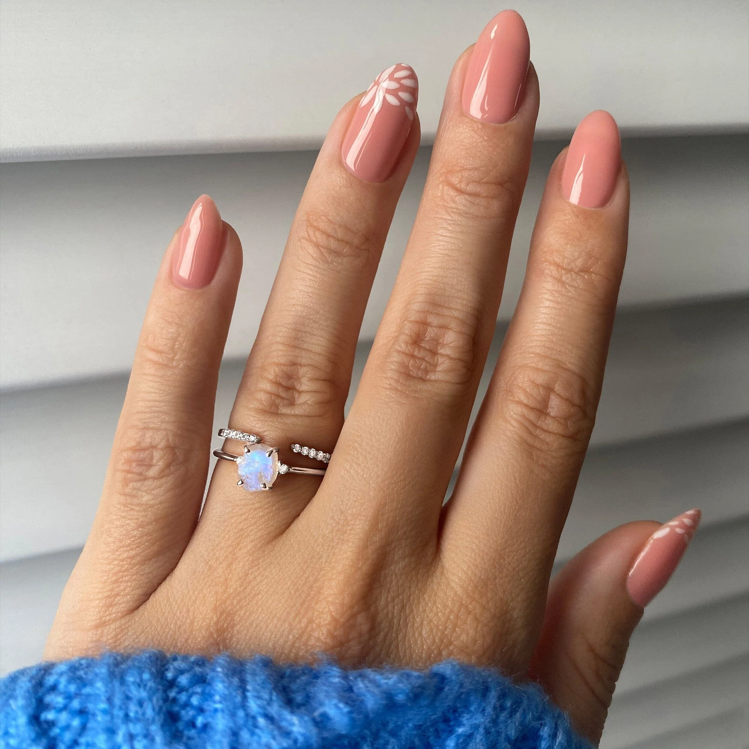 Petite Raw Allure Ring & Twinkling Band - Image 4