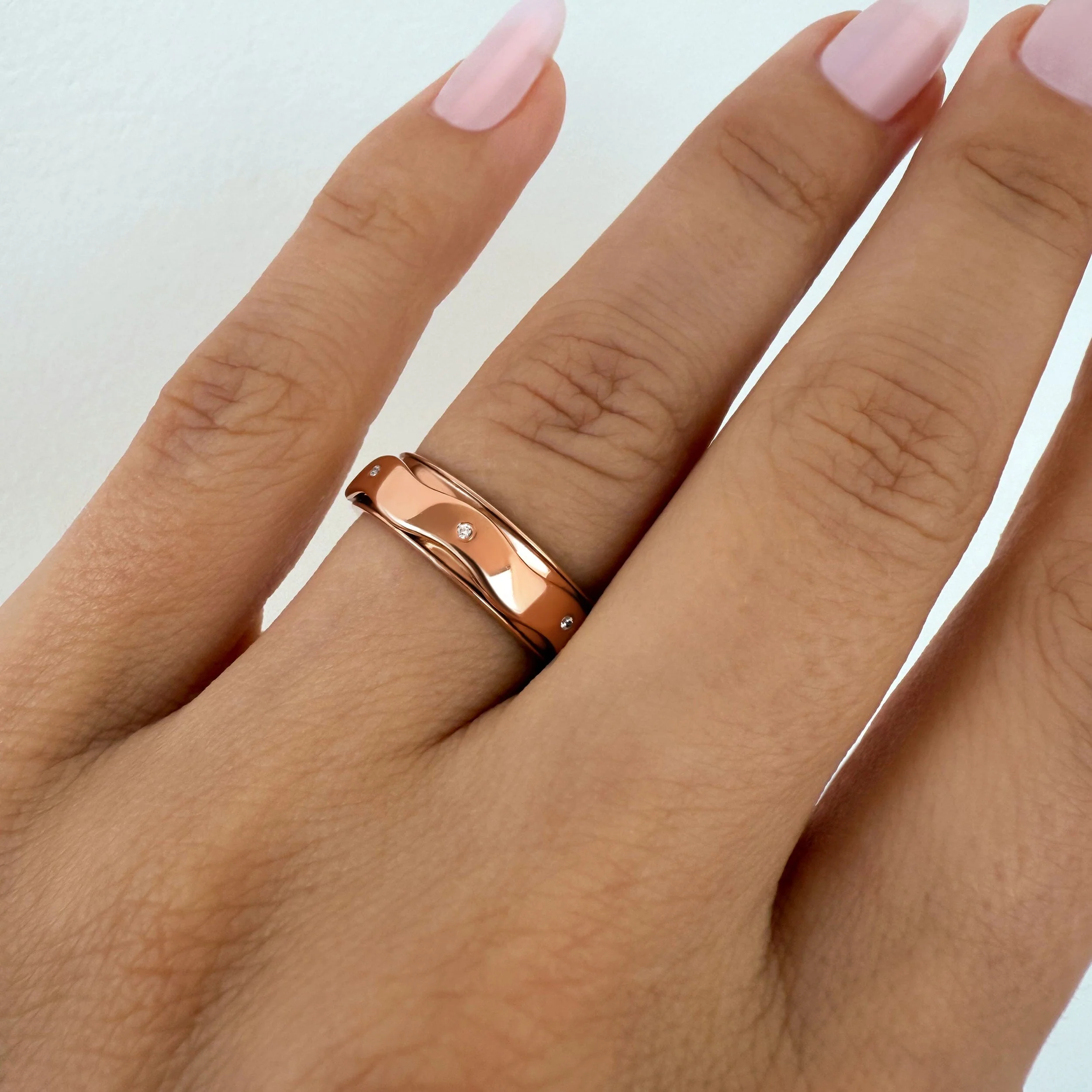 White Zircon Fidget Ring - Spinning Clarity - Image 4